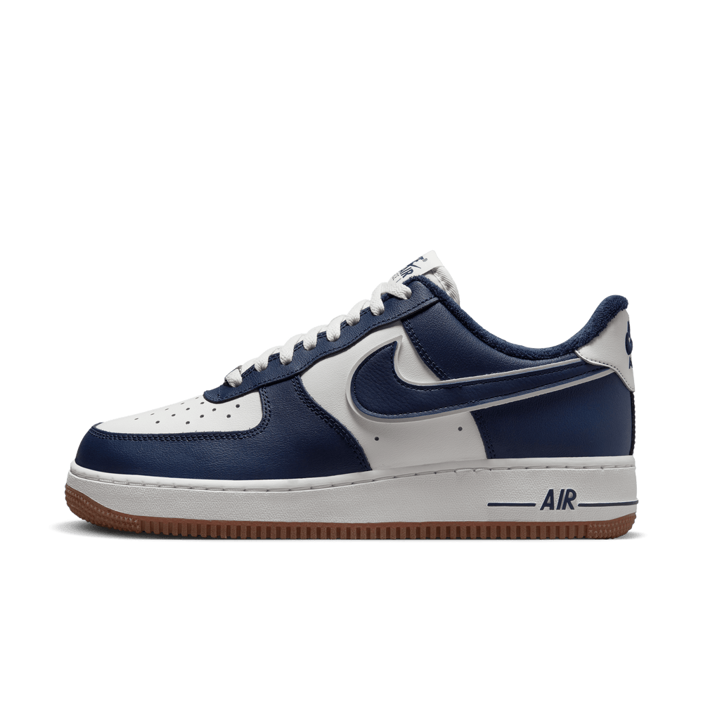 
                  
                    Load image into Gallery viewer, Nike Air Force 1 &amp;#39;07 LV8 &amp;#39;Midnight Navy&amp;#39;
                  
                
