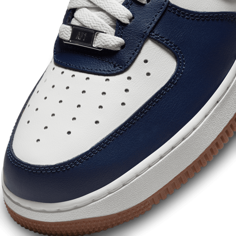 
                  
                    Load image into Gallery viewer, Nike Air Force 1 &amp;#39;07 LV8 &amp;#39;Midnight Navy&amp;#39;
                  
                
