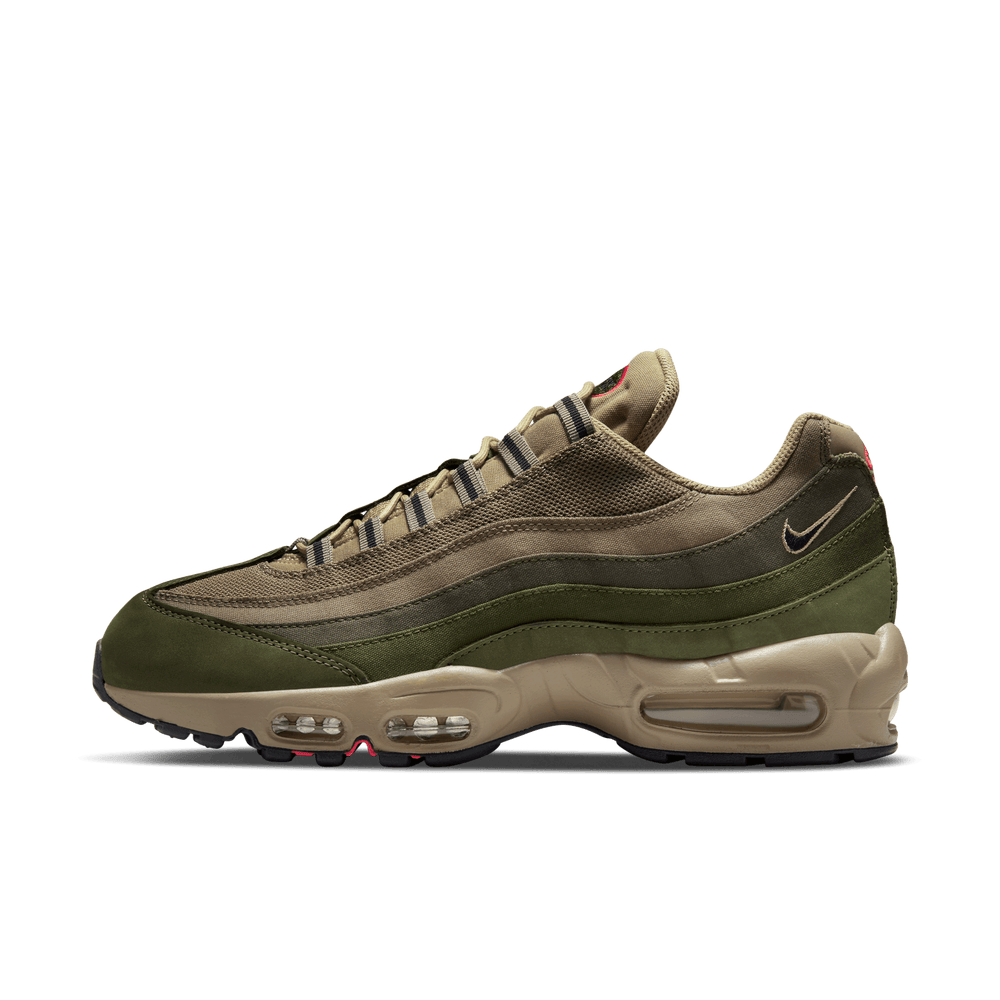 
                  
                    Load image into Gallery viewer, Nike Air Max 95 SE &amp;#39;Matte Olive&amp;#39;
                  
                