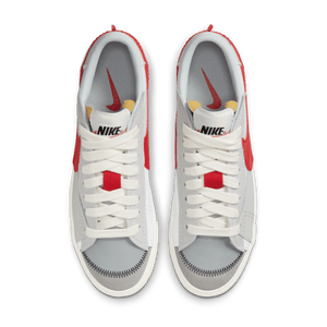 
                  
                    Load image into Gallery viewer, Nike Blazer Low 77&amp;#39; Jumbo &amp;#39;Red&amp;#39;
                  
                
