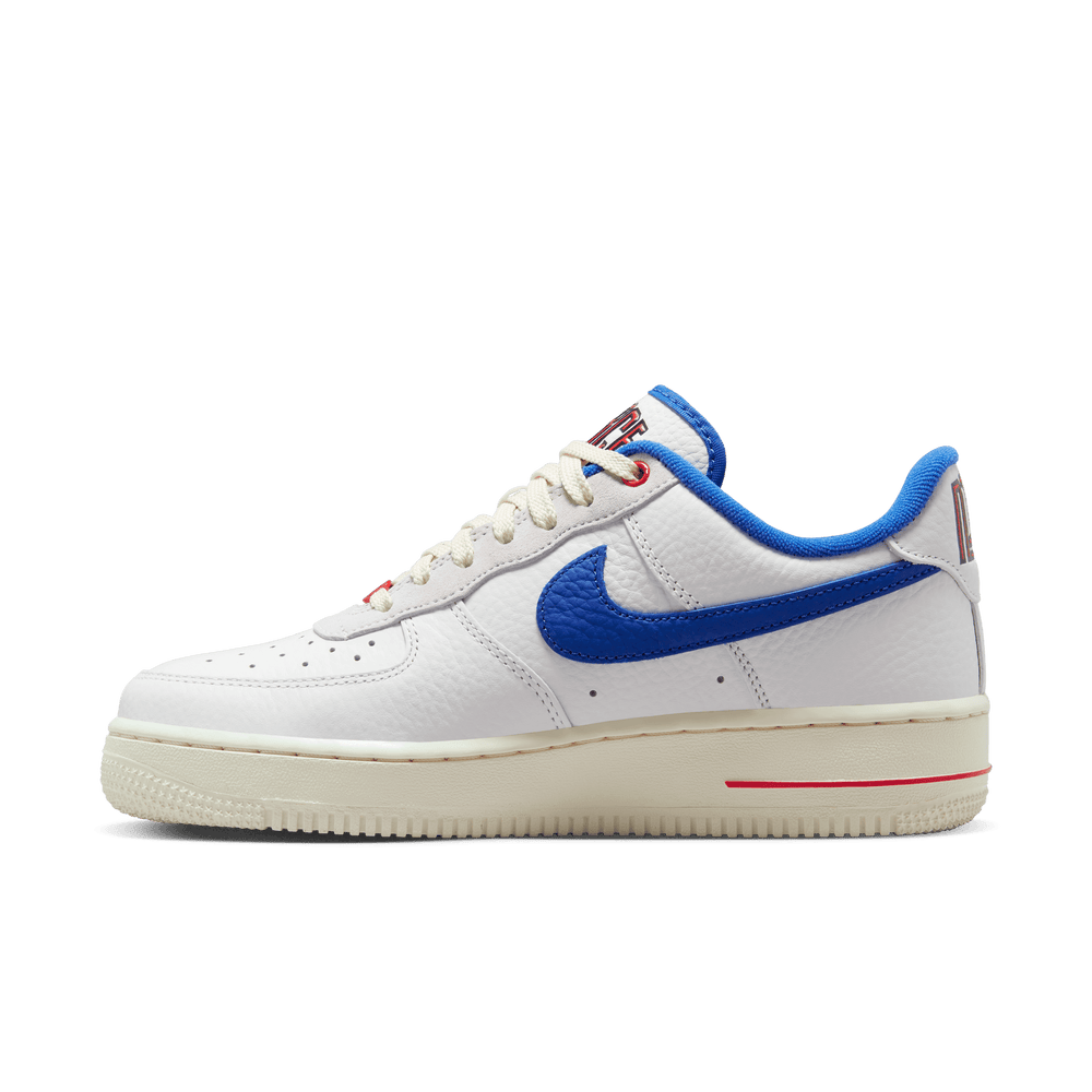 
                  
                    Load image into Gallery viewer, Womens Nike Air Force 1 &amp;#39;07 LX &amp;#39;Command Force&amp;#39;
                  
                