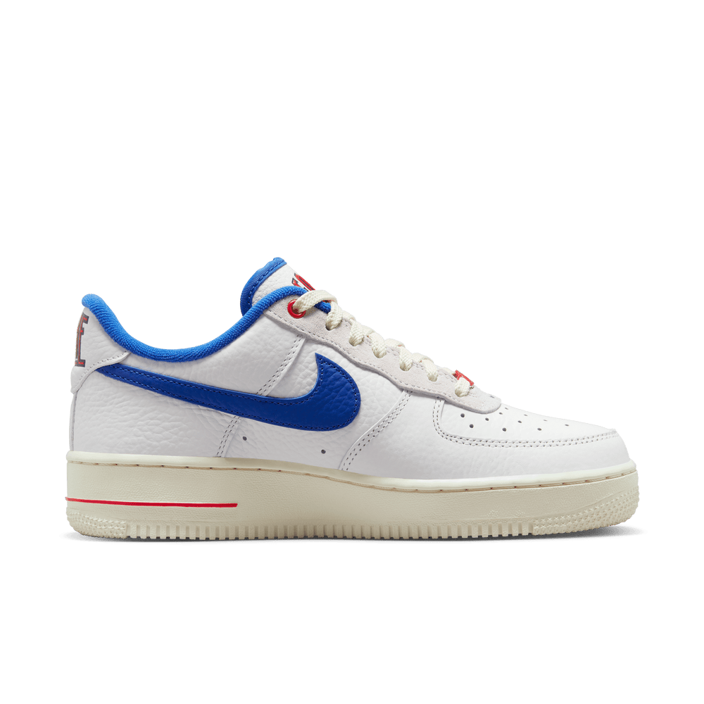 
                  
                    Load image into Gallery viewer, Womens Nike Air Force 1 &amp;#39;07 LX &amp;#39;Command Force&amp;#39;
                  
                