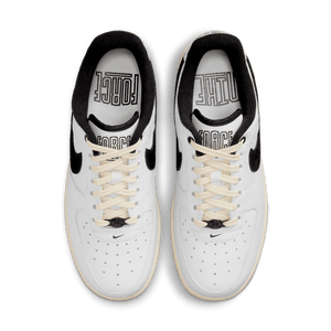 
                  
                    Load image into Gallery viewer, Womens Nike Air Force 1 &amp;#39;07 LX &amp;#39;Command Force&amp;#39;
                  
                