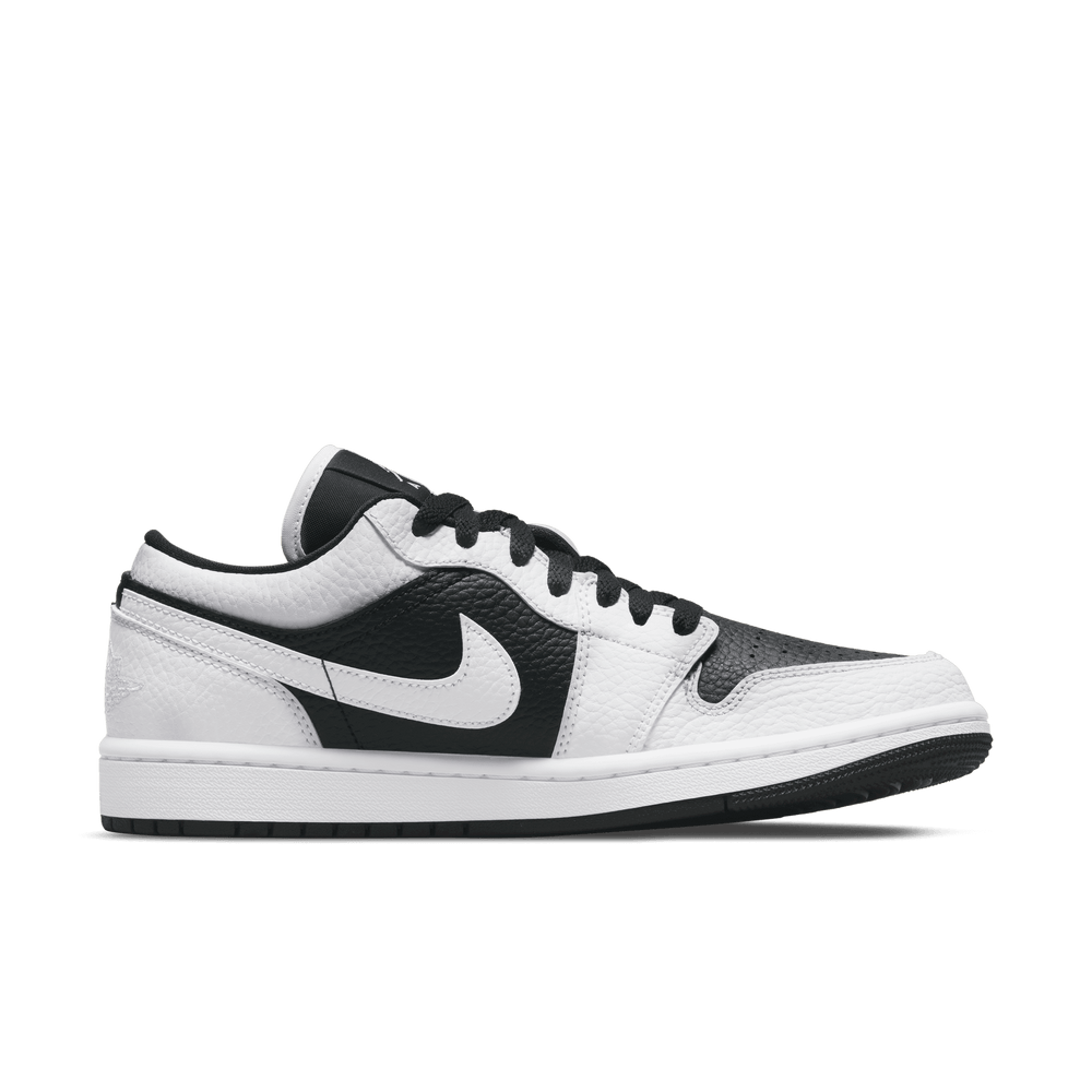
                  
                    Load image into Gallery viewer, Womens Air Jordan 1 Low SE &amp;#39;Homage Split Black/White&amp;#39;
                  
                