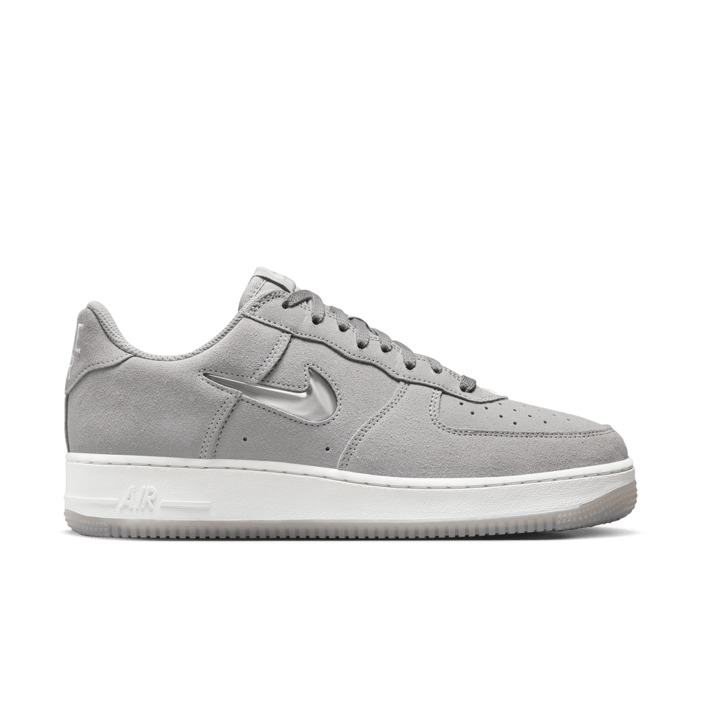 Nike Air Force 1 Low Retro 'Light Smoke Grey'