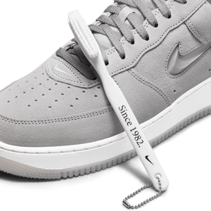 
                  
                    Load image into Gallery viewer, Nike Air Force 1 Low Retro &amp;#39;Light Smoke Grey&amp;#39;
                  
                