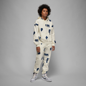
                  
                    Load image into Gallery viewer, Womens Jordan Artist Series x Mia Lee Fleece Hoodie &amp;#39;Sail&amp;#39;
                  
                