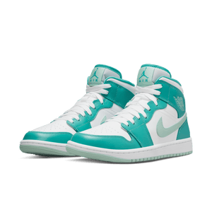 
                  
                    Load image into Gallery viewer, Womens Air Jordan 1 Mid &amp;#39;Washed Teal&amp;#39;
                  
                