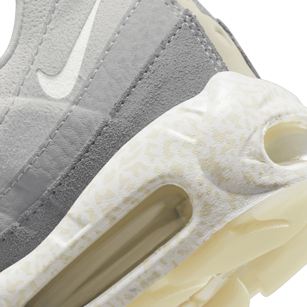 
                  
                    Load image into Gallery viewer, Nike Air Max 95 QS &amp;#39;Bone&amp;#39;
                  
                