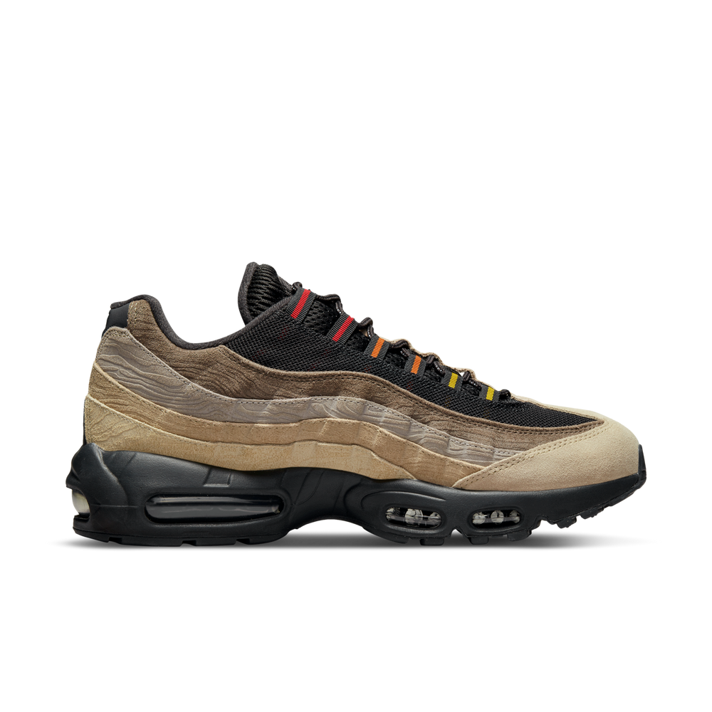 
                  
                    Load image into Gallery viewer, Air Max 95 &amp;#39;Off Noir Limestone&amp;#39;
                  
                