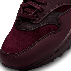 
                  
                    Load image into Gallery viewer, Womens Nike Air Max 1 &amp;#39;87 &amp;#39;Burgundy Crush&amp;#39;
                  
                