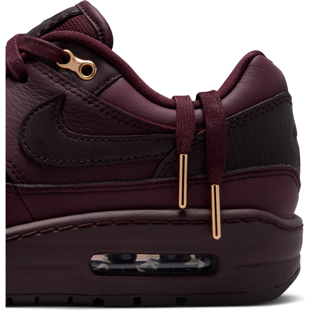 
                  
                    Load image into Gallery viewer, Womens Nike Air Max 1 &amp;#39;87 &amp;#39;Burgundy Crush&amp;#39;
                  
                