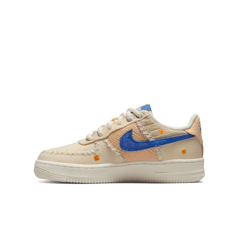 
                  
                    Load image into Gallery viewer, Youth Nike Air Force 1 Premium &amp;#39;LA Flea&amp;#39;
                  
                