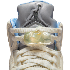 
                  
                    Load image into Gallery viewer, Air Jordan 5 Retro x DJ Khaled &amp;#39;Sail&amp;#39;
                  
                
