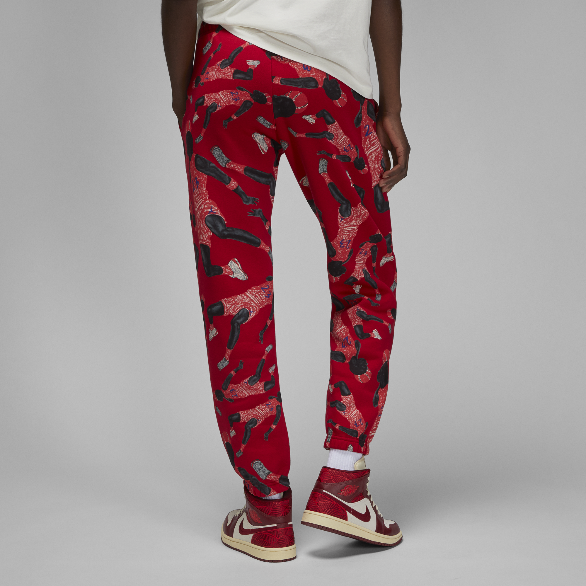Nike Air Jordan Artist Series by Parker Duncan Women s Brooklyn Fleece Sweatpants