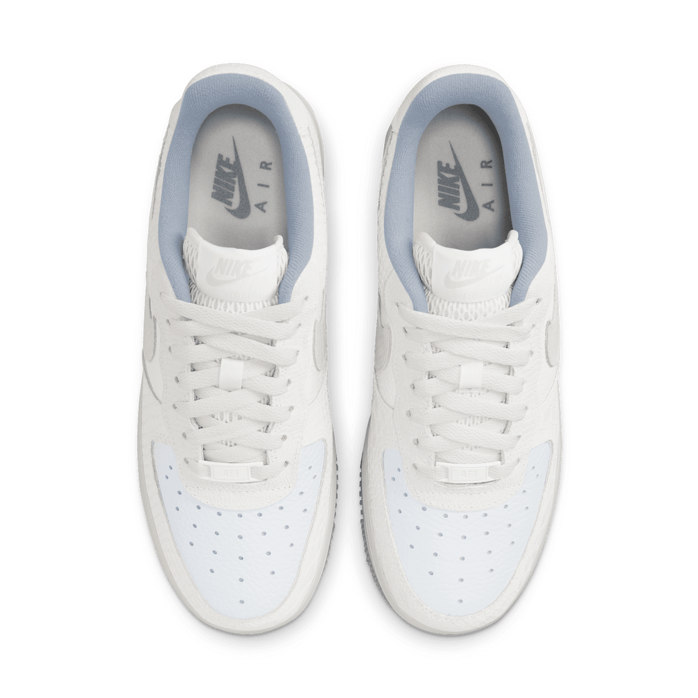 
                  
                    Load image into Gallery viewer, Womens Nike Air Force 1 &amp;#39;07 &amp;#39;White Python&amp;#39;
                  
                