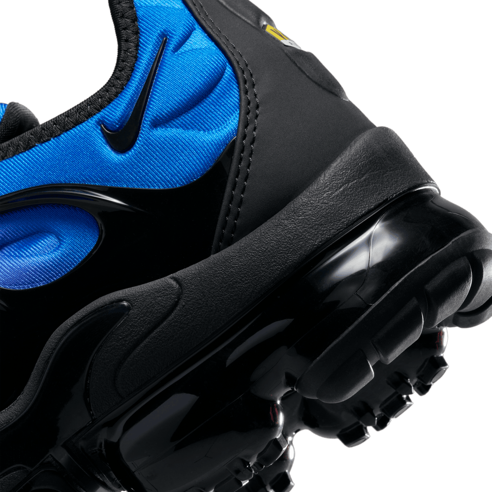 
                  
                    Load image into Gallery viewer, Womens Nike Air Vapormax Plus &amp;#39;Cotton Candy&amp;#39;
                  
                