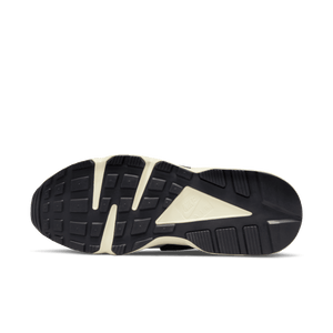 
                  
                    Load image into Gallery viewer, Womens Nike Air Huarache SE &amp;#39;Game&amp;#39;
                  
                