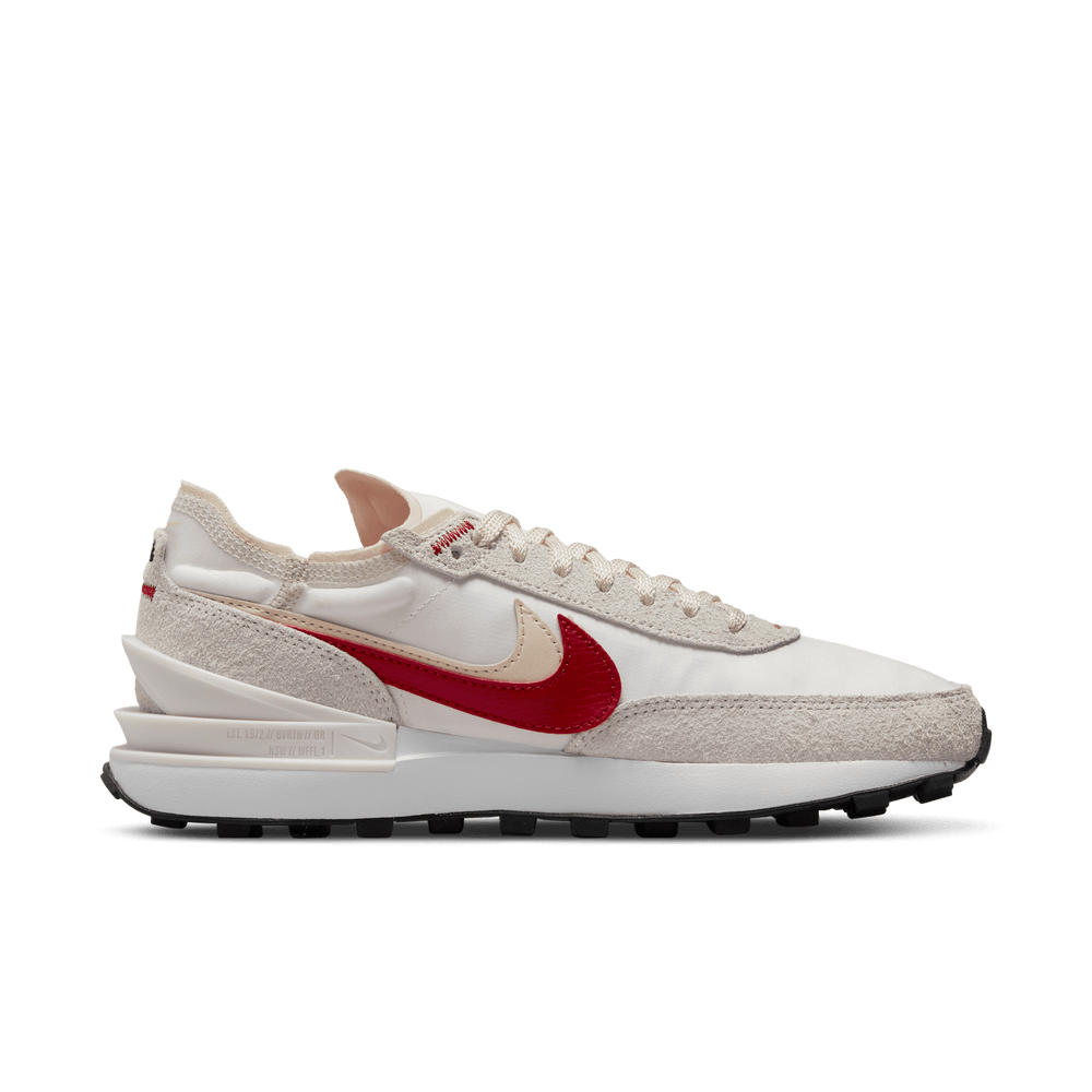 
                  
                    Load image into Gallery viewer, Womens Nike Waffle 1 SE &amp;#39;Sail&amp;#39;
                  
                