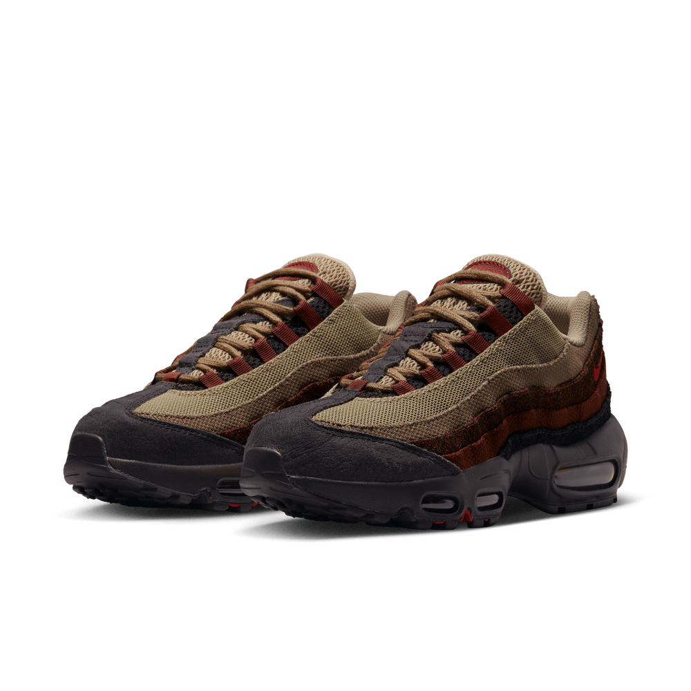 
                  
                    Load image into Gallery viewer, Womens Nike Air Max 95 &amp;#39;Anatomy&amp;#39;
                  
                