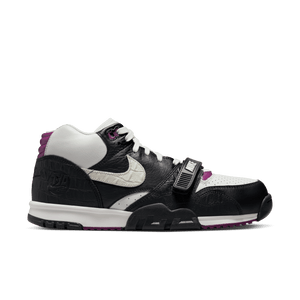 
                  
                    Load image into Gallery viewer, Nike Air Trainer 1 SE &amp;#39;Black&amp;#39;
                  
                