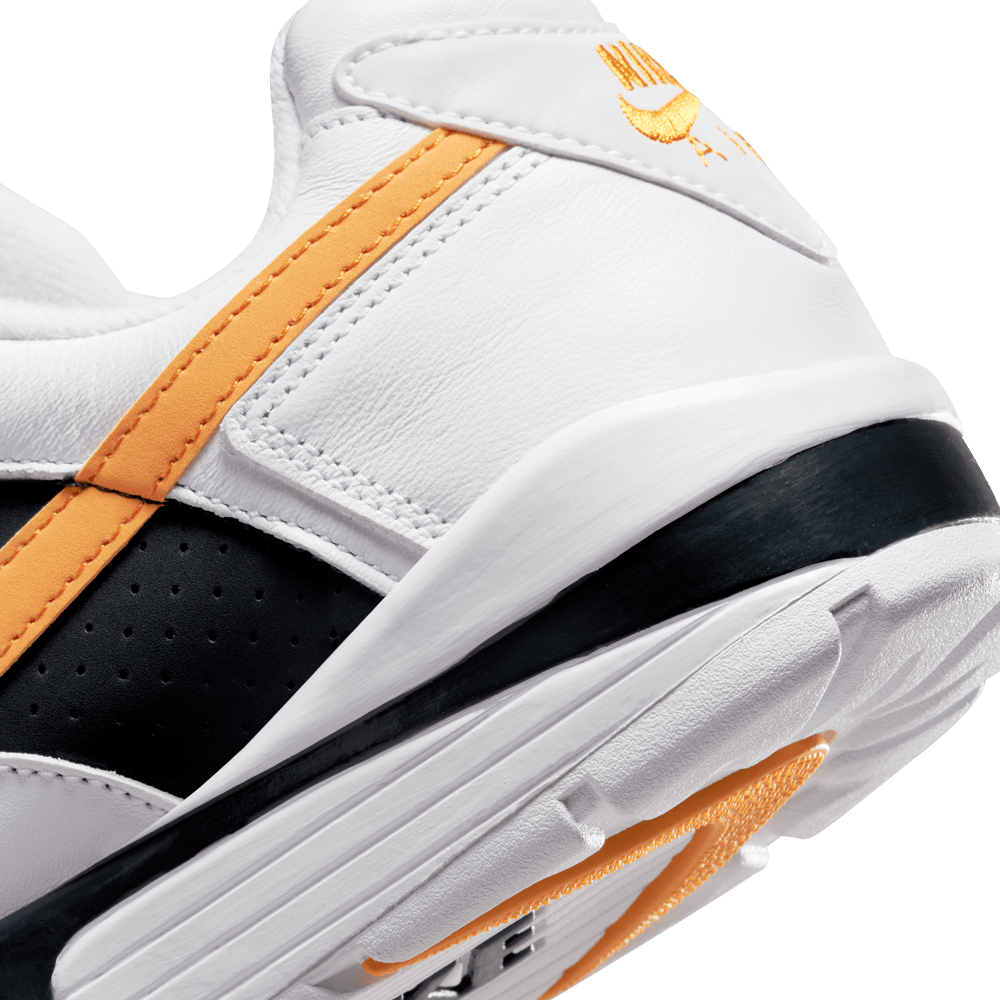 
                  
                    Load image into Gallery viewer, Nike Air Cross Trainer 3 Low &amp;#39;Steelers&amp;#39;
                  
                
