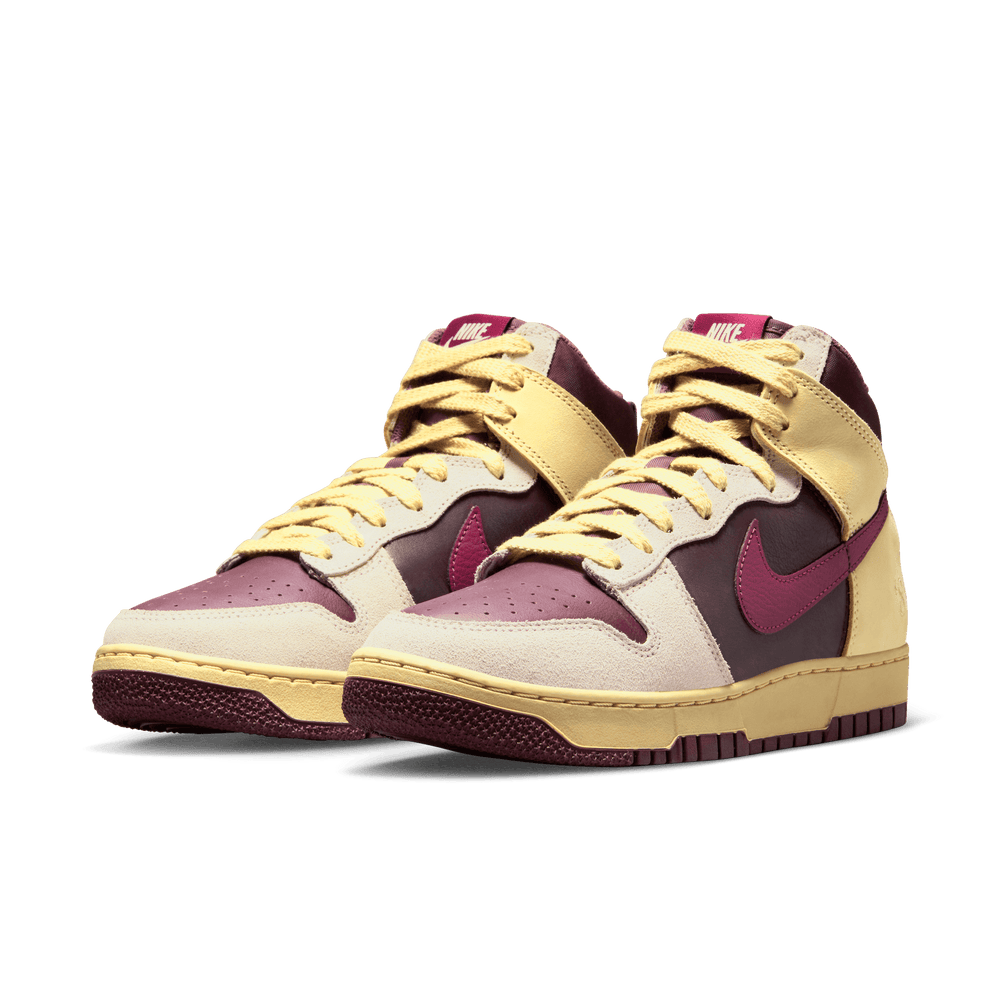 
                  
                    Load image into Gallery viewer, Womens Nike Dunk High 1985 &amp;#39;Alabaster&amp;#39;
                  
                