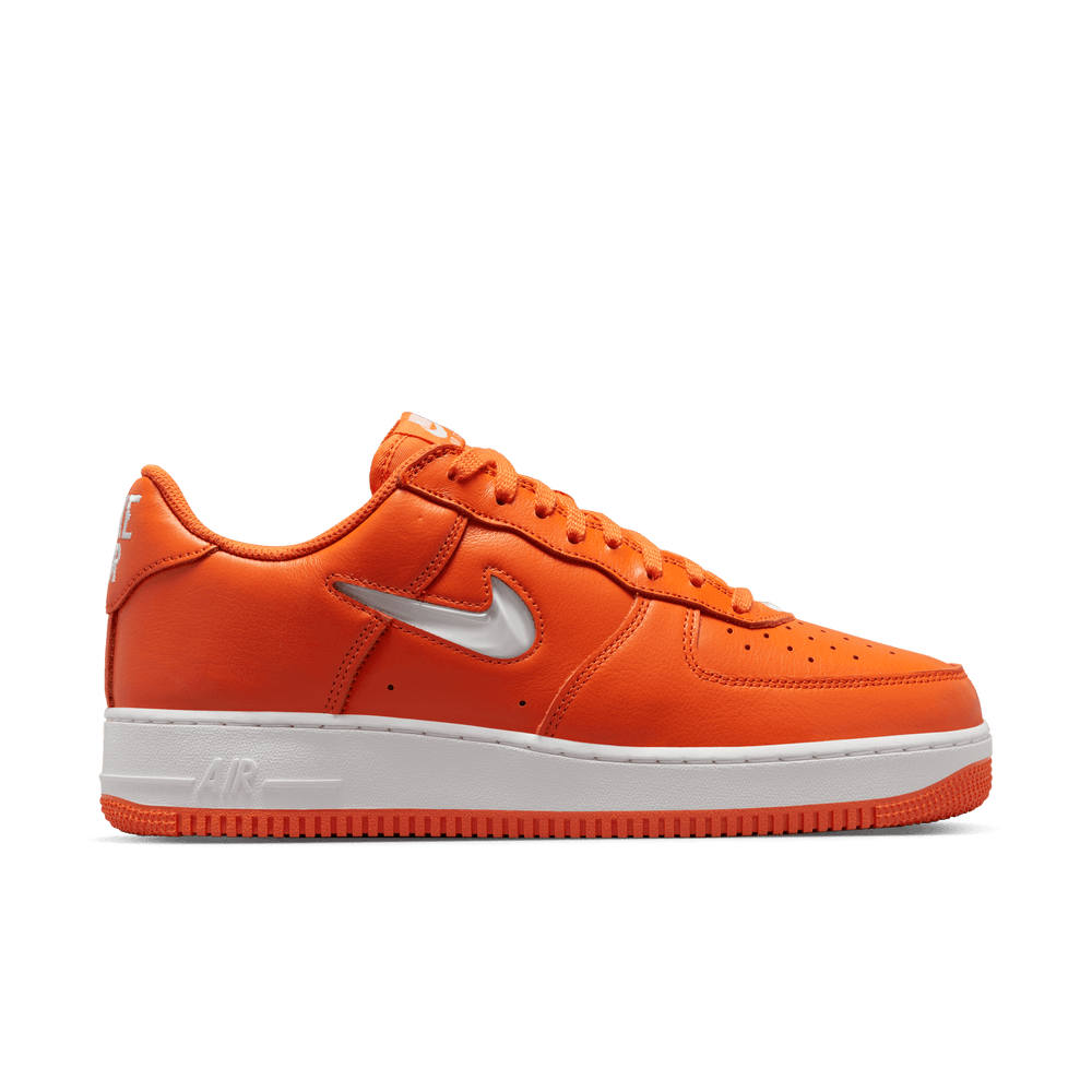 
                  
                    Load image into Gallery viewer, Nike Air Force 1 Retro &amp;#39;Safety Orange&amp;#39;
                  
                