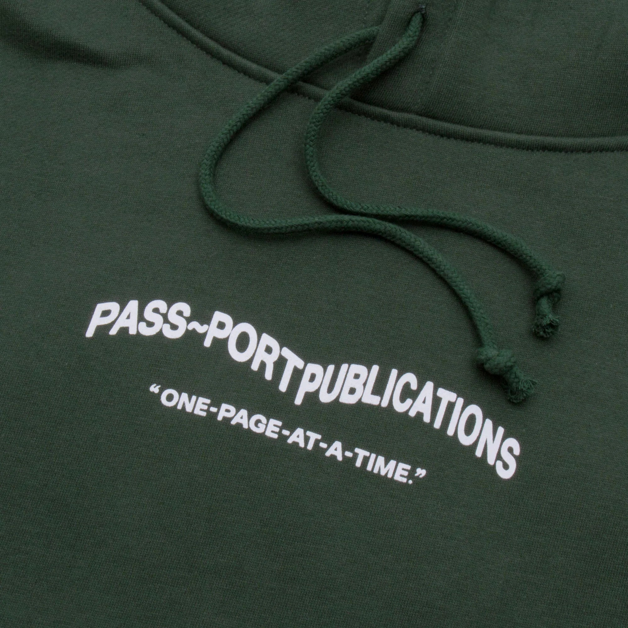 Passport Publish Hoodie 'Forest Green'