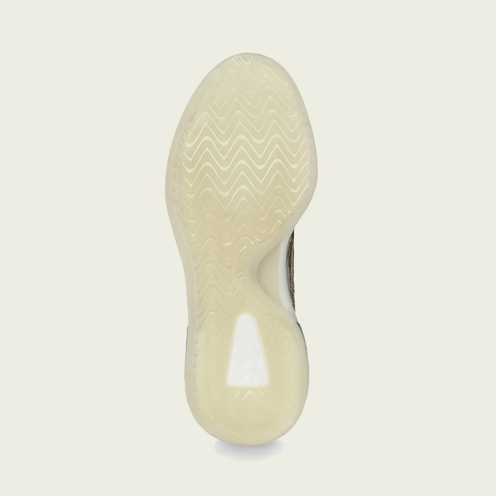 
                  
                    Load image into Gallery viewer, adidas YZY QNTM &amp;#39;Amber Tint&amp;#39;
                  
                