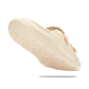 
                  
                    Load image into Gallery viewer, HOKA U Ora Luxe &amp;#39;Shortbread / Eggnog&amp;#39;
                  
                