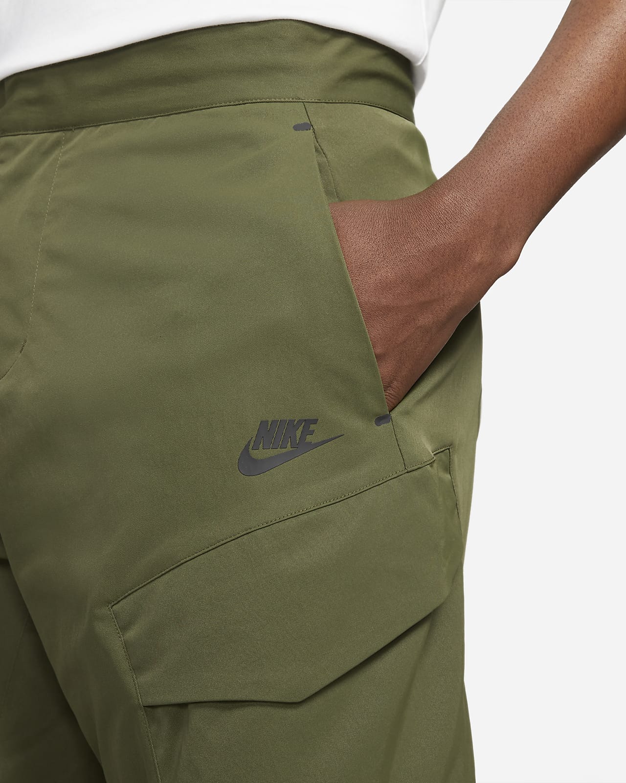Nike Sportswear Tech Essentials Woven Pants 'Green'