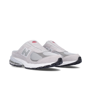 
                  
                    Load image into Gallery viewer, New Balance 2002R Mule &amp;#39;Rain Cloud&amp;#39;
                  
                